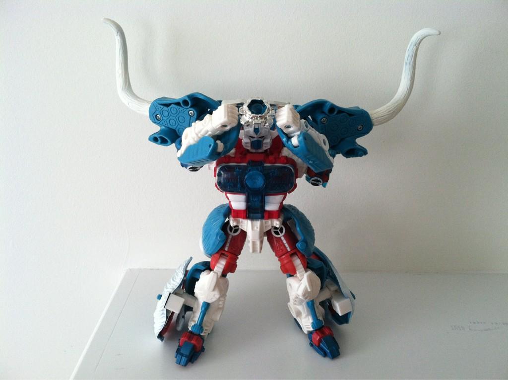 Transformers Collectors Club TFSS New Images - Ultra Mammoth Opens